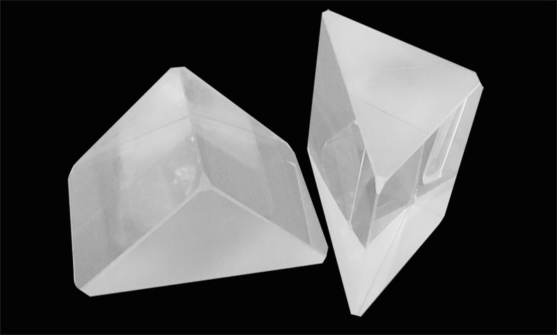 Right-angle prism